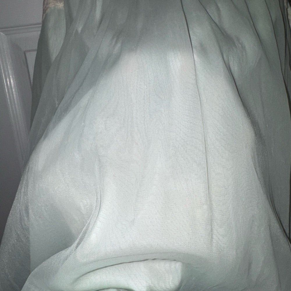 1960’s Mint Green Chiffon Peignoir Set | Lace Nylon Nightgown & Robe |Sears - Picture 9 of 11